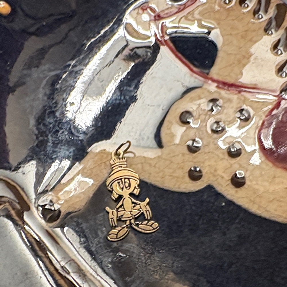 14k gold Marvin the Martian pendant